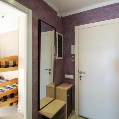 Cap Castell 1b Апартаменты